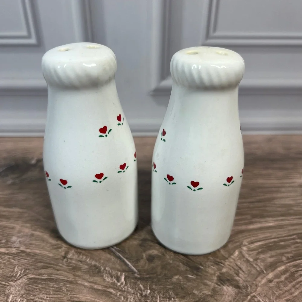 Unbranded charming ceramic
